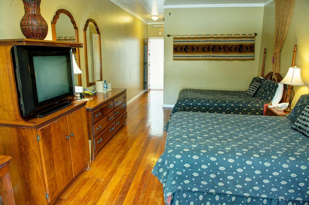 The Great House Inn Belize City Esterno foto